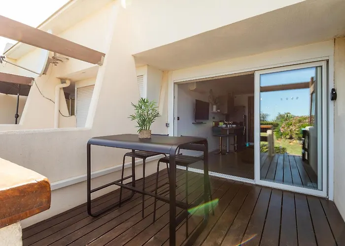 Apartment Le Tikanah Port Nature 8 - Rez Jardin - Terrasse - Parking - Village Naturiste Agde